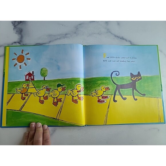 Pete the Cat Ser.: Pete the Cat: Five Little Ducks : An Easter and Springtime... - Picture 3 of 10